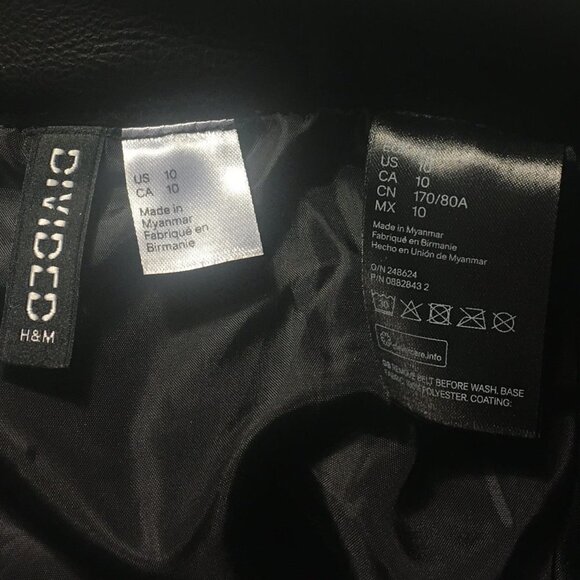 H&M Faux Leather Mini Skirt With Zipper and Belt - Picture 8 of 9